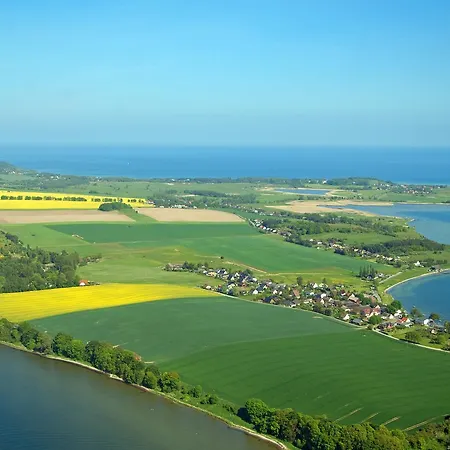 Ferienappartement Seeschwalbe In Alt Reddevitz Lägenhet Goehren (Ruegen)