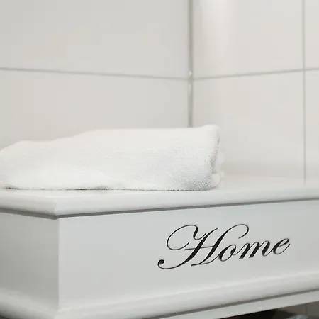 Ferienappartement Seeschwalbe In Alt Reddevitz Lägenhet *
