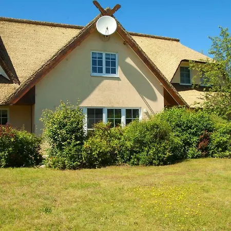 Ferienappartement Seeschwalbe In Alt Reddevitz Lägenhet